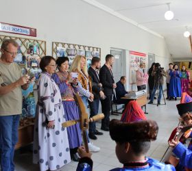 Школа приняла Фестиваль родных языков